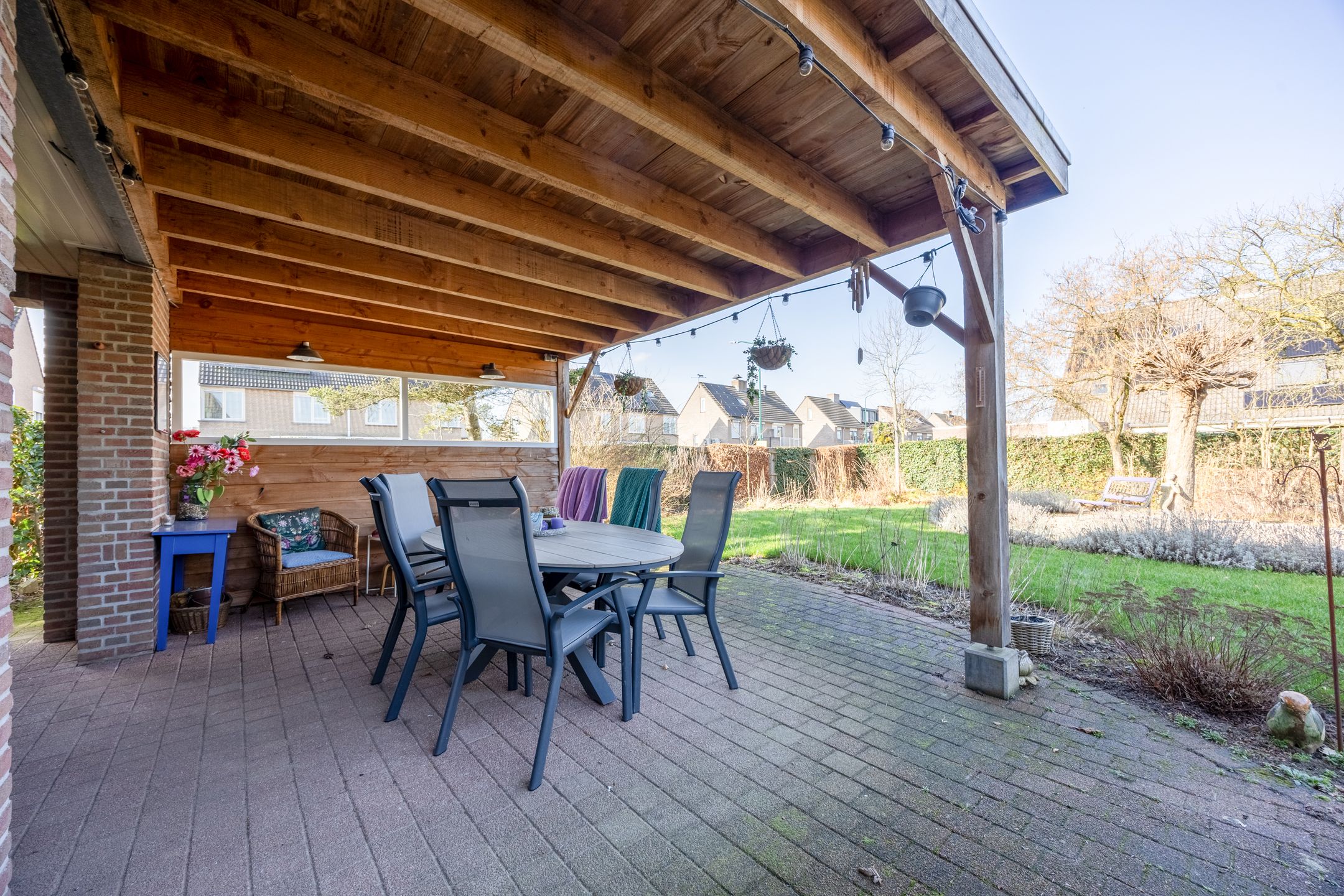 Spacious detached family home with 6 bedrooms and large garden in Cuijk — 49