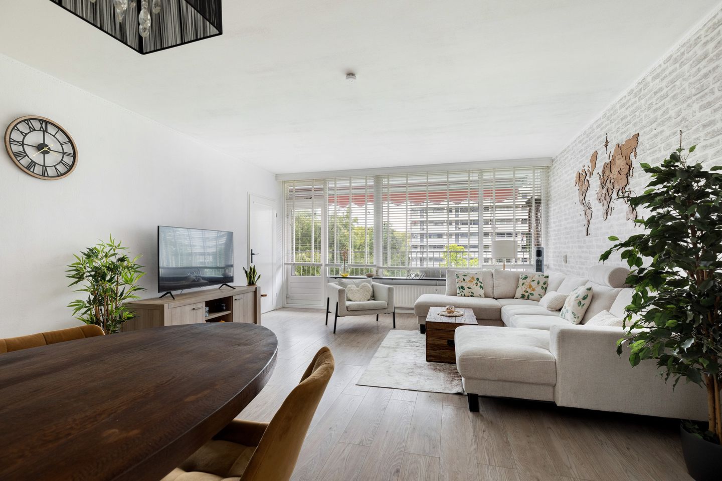 Foto 14 van Frederik van Eedenplaats 63