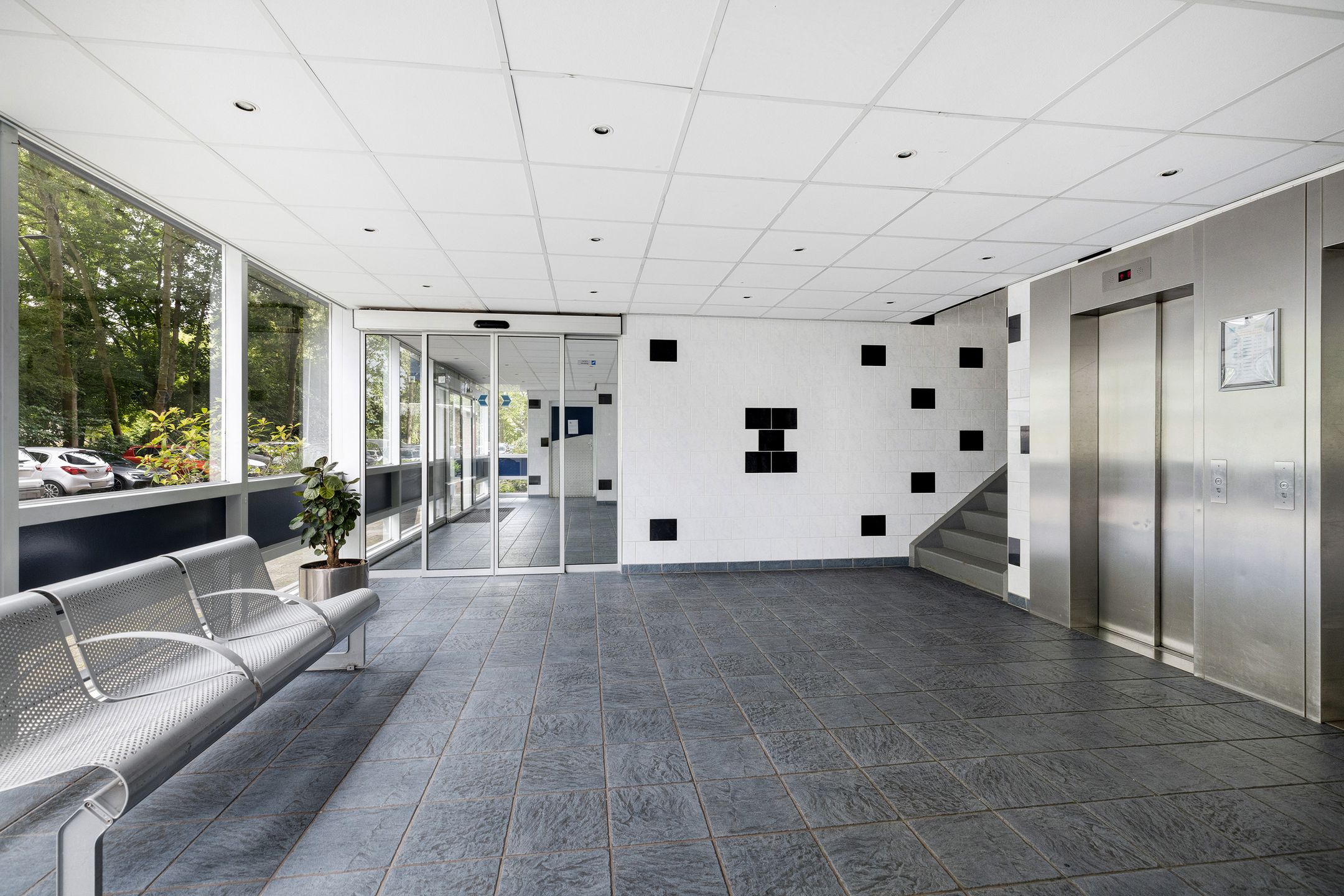 Foto 30 van Frederik van Eedenplaats 63