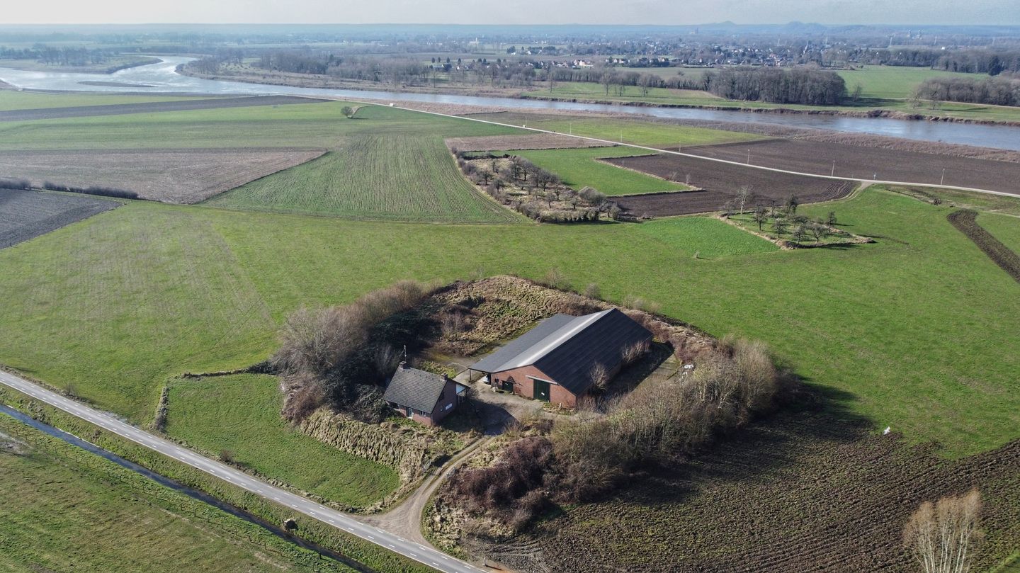 View photo 4 of Urmonder Parallelweg 1