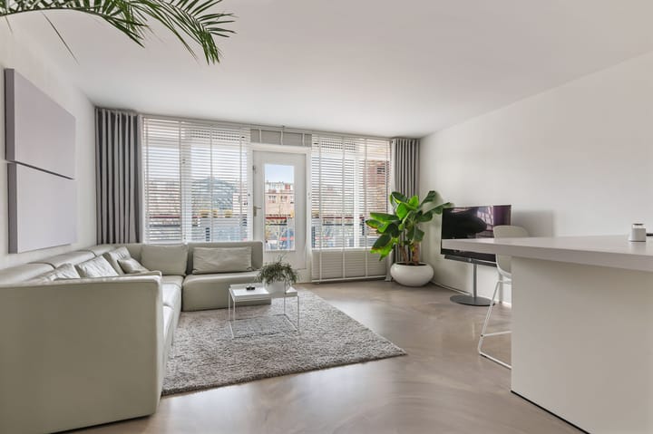 Photo 2 of Kruisweg 975-C