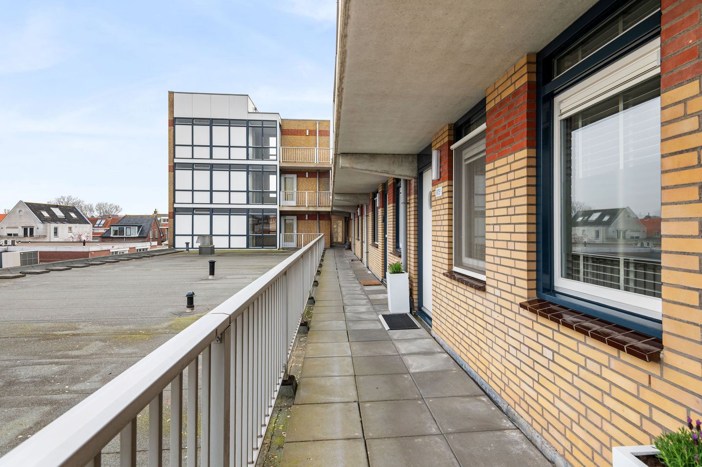 Foto 20 van Kruisweg 975-C