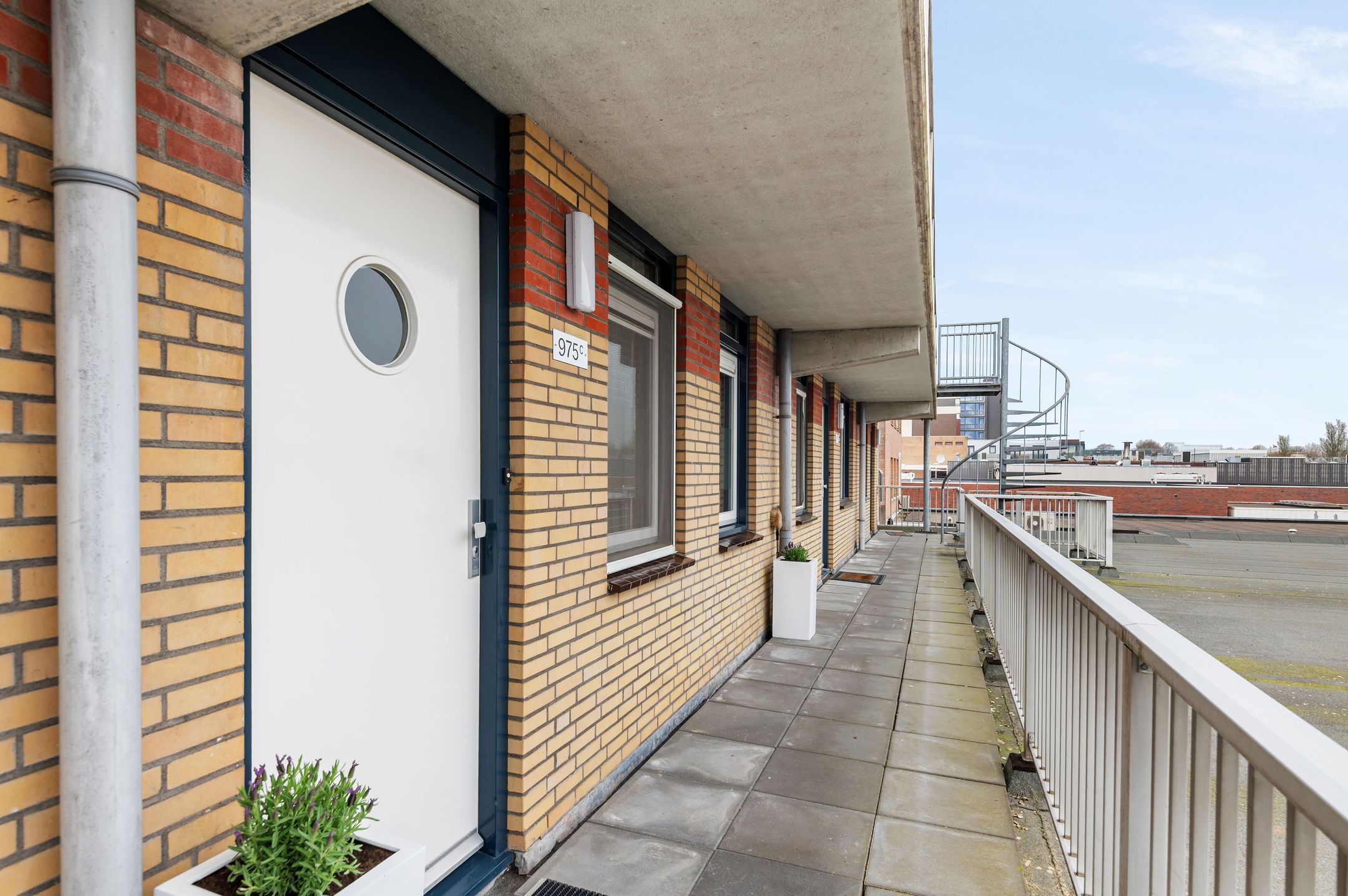 Foto 21 van Kruisweg 975-C