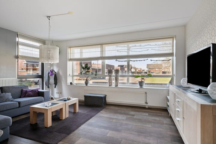 Foto 2 van Schelling 12