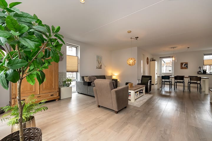 Photo 4 of Broeksingel 22