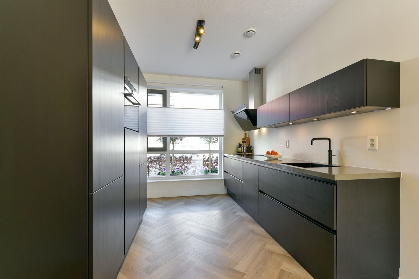 Foto 10 van Lekstraat 134