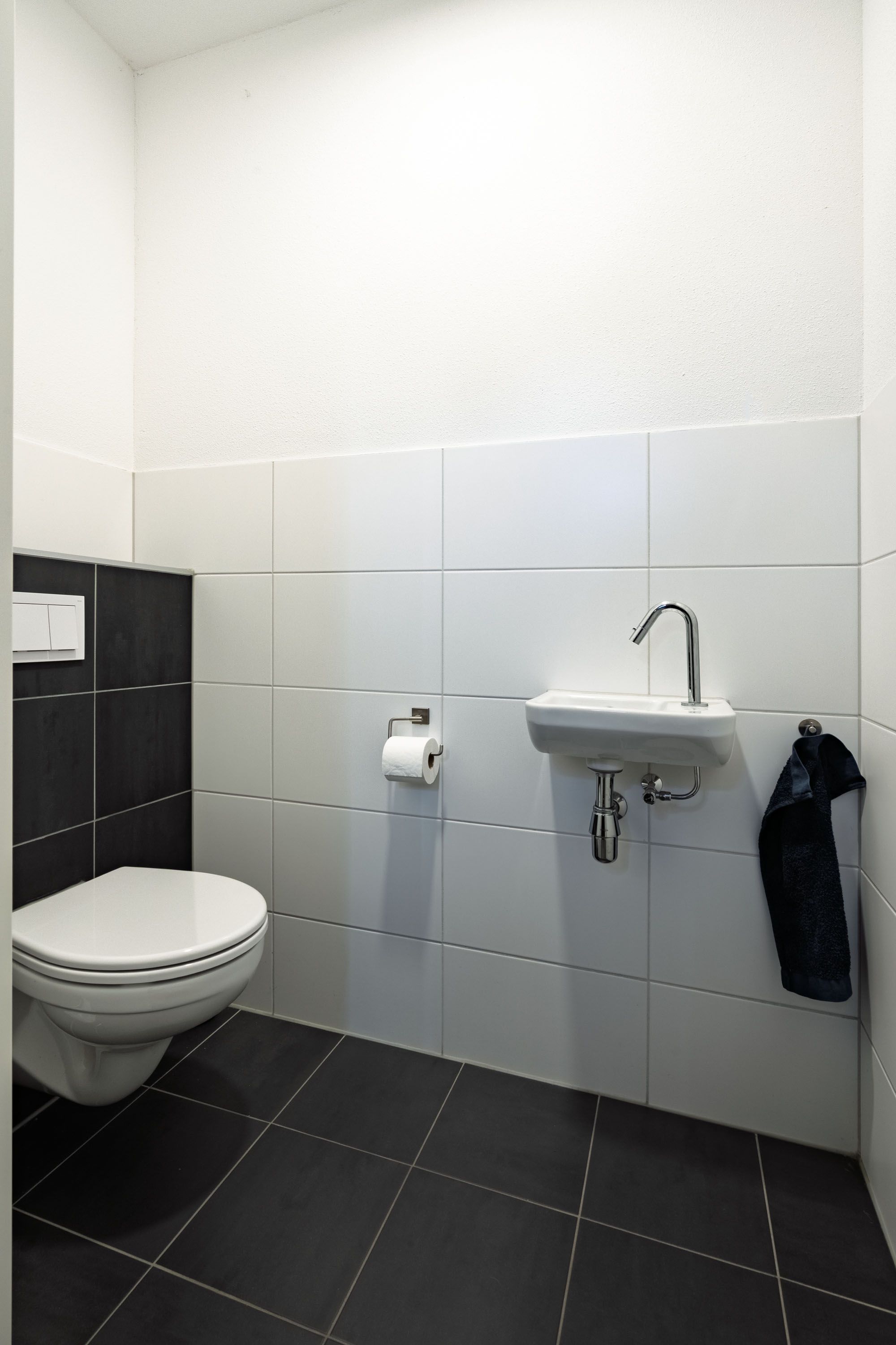 Photo 33 of Van Arnhemhof 6