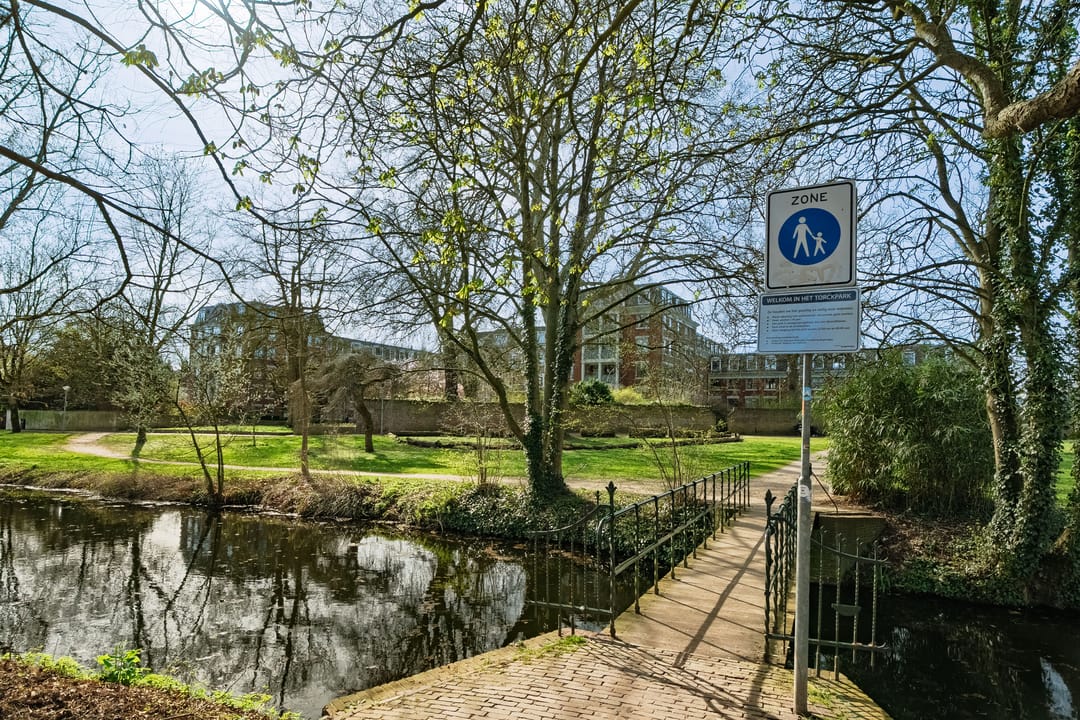 Photo 38 of Van Arnhemhof 6