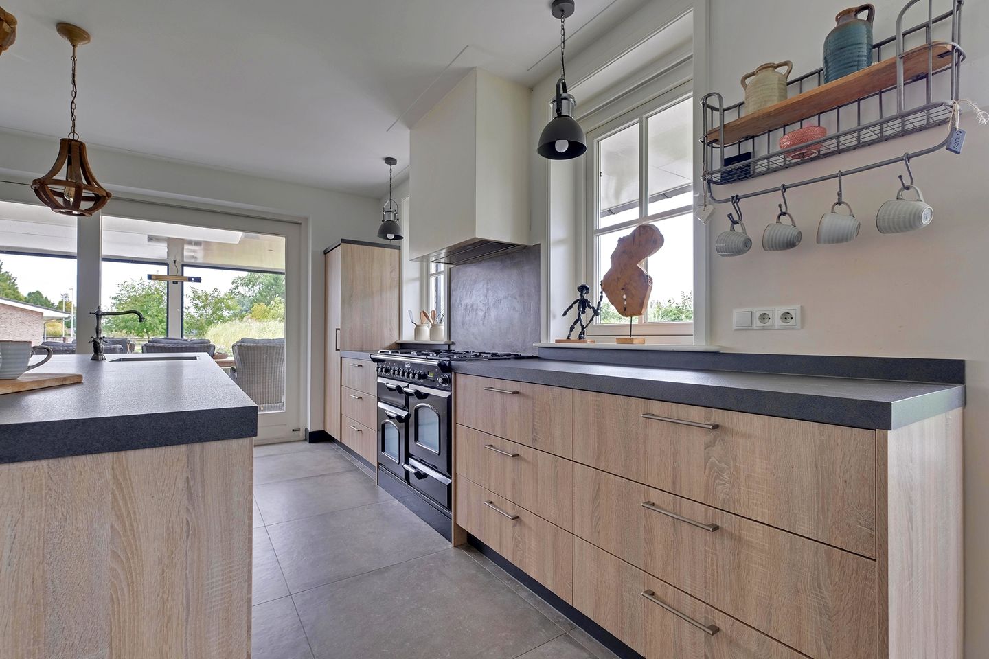 Foto 10 van Beuningsestraat 8