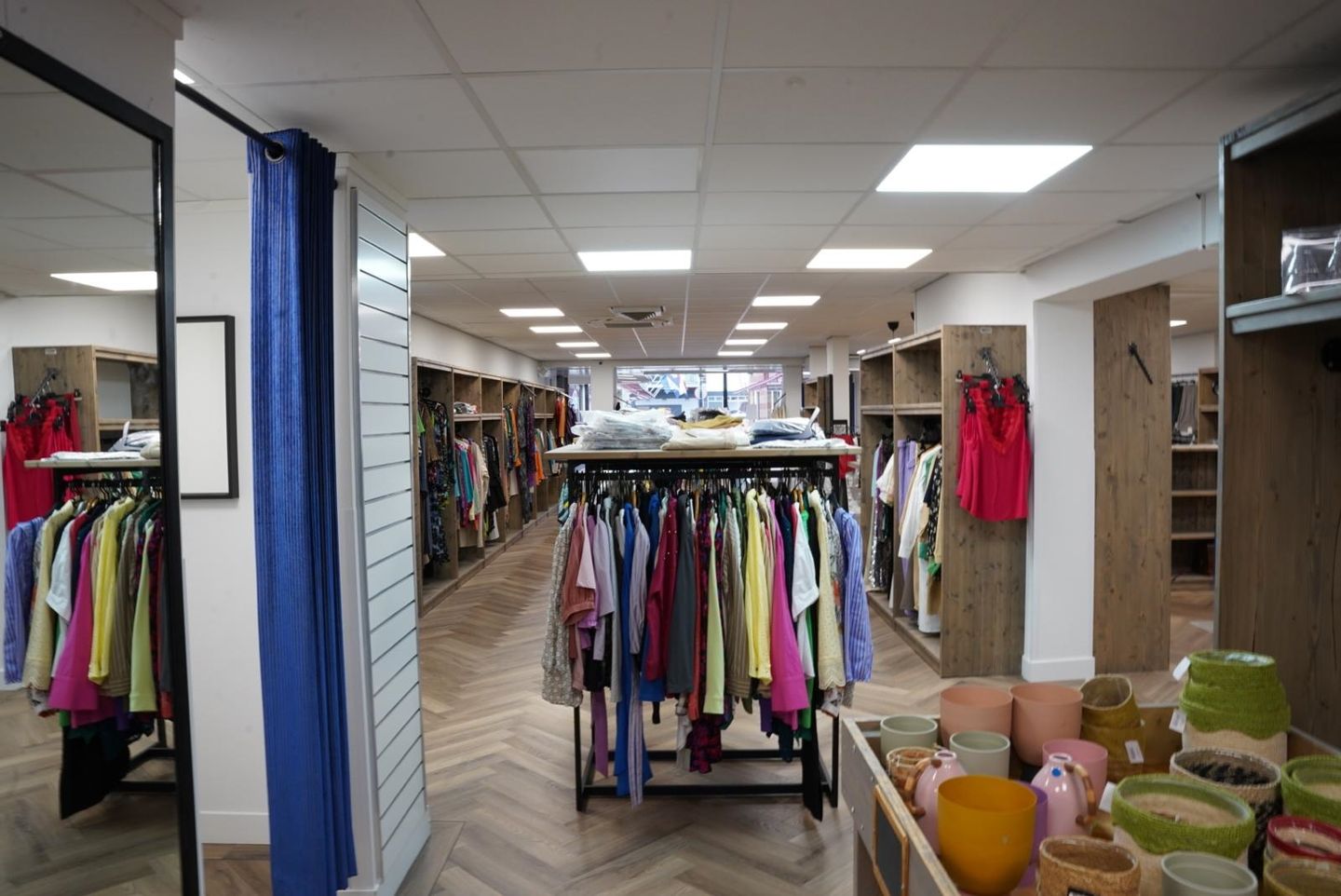 Bekijk foto 5 van Raadhuisplein 39