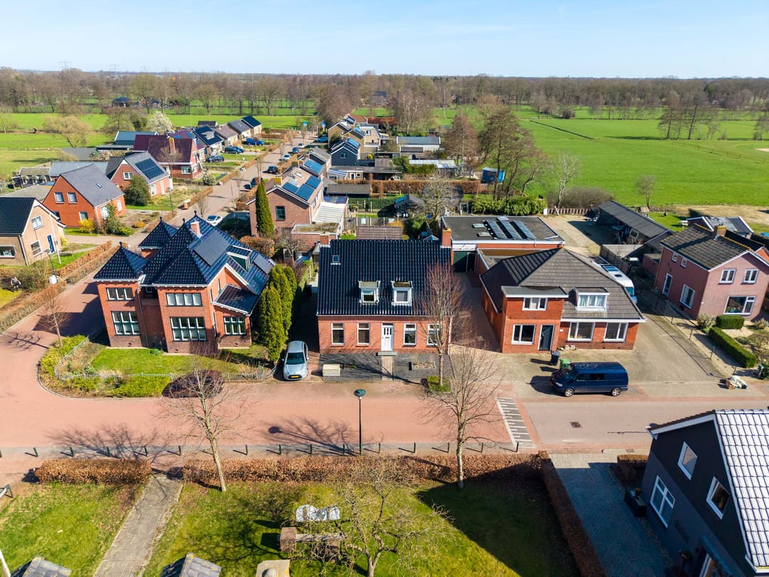 Photo 8 of Hoofdweg 31