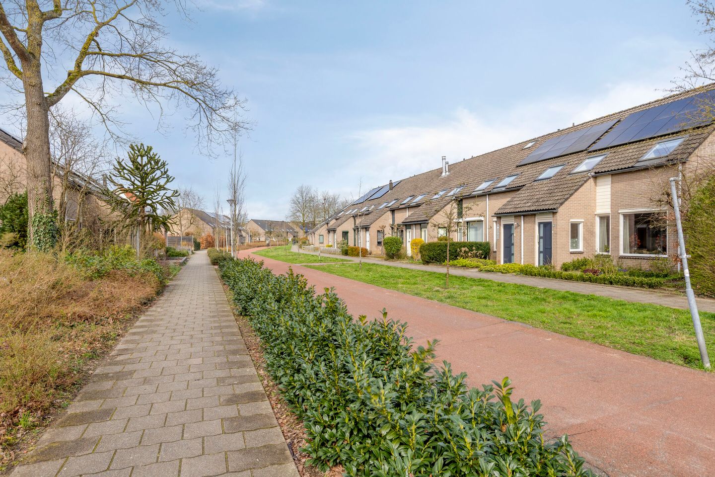 Well-Maintained Corner House with 4 Bedrooms, Energy Label A, and Spacious Garden in Quiet Warnsveld Location — 28