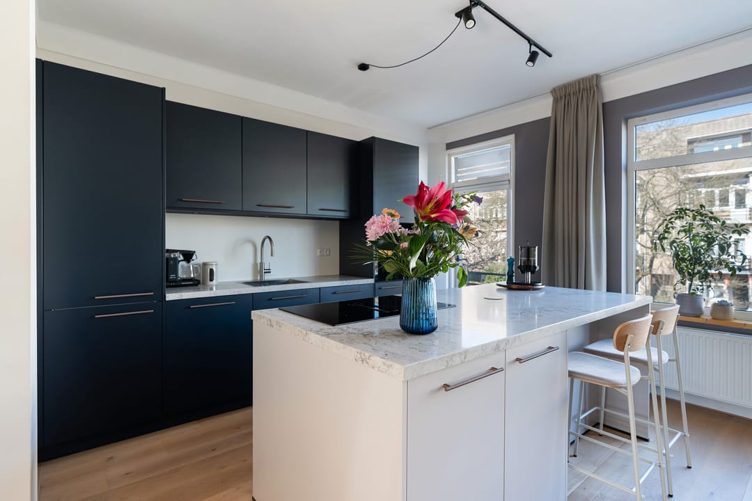 Foto 11 van Van Beuningenstraat 7-01L