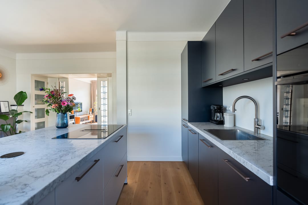 Foto 16 van Van Beuningenstraat 7-01L