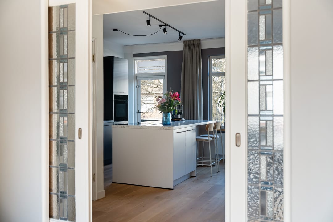 Foto 8 van Van Beuningenstraat 7-01L