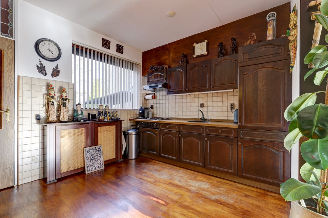 Photo 11 of Schillerstraat 63