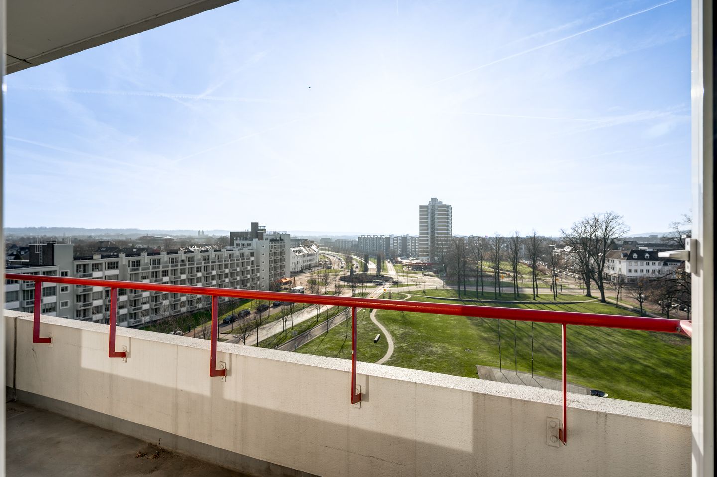 Photo 4 of Koningsplein 59-G