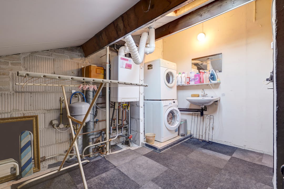 Photo 22 of Schillerstraat 63