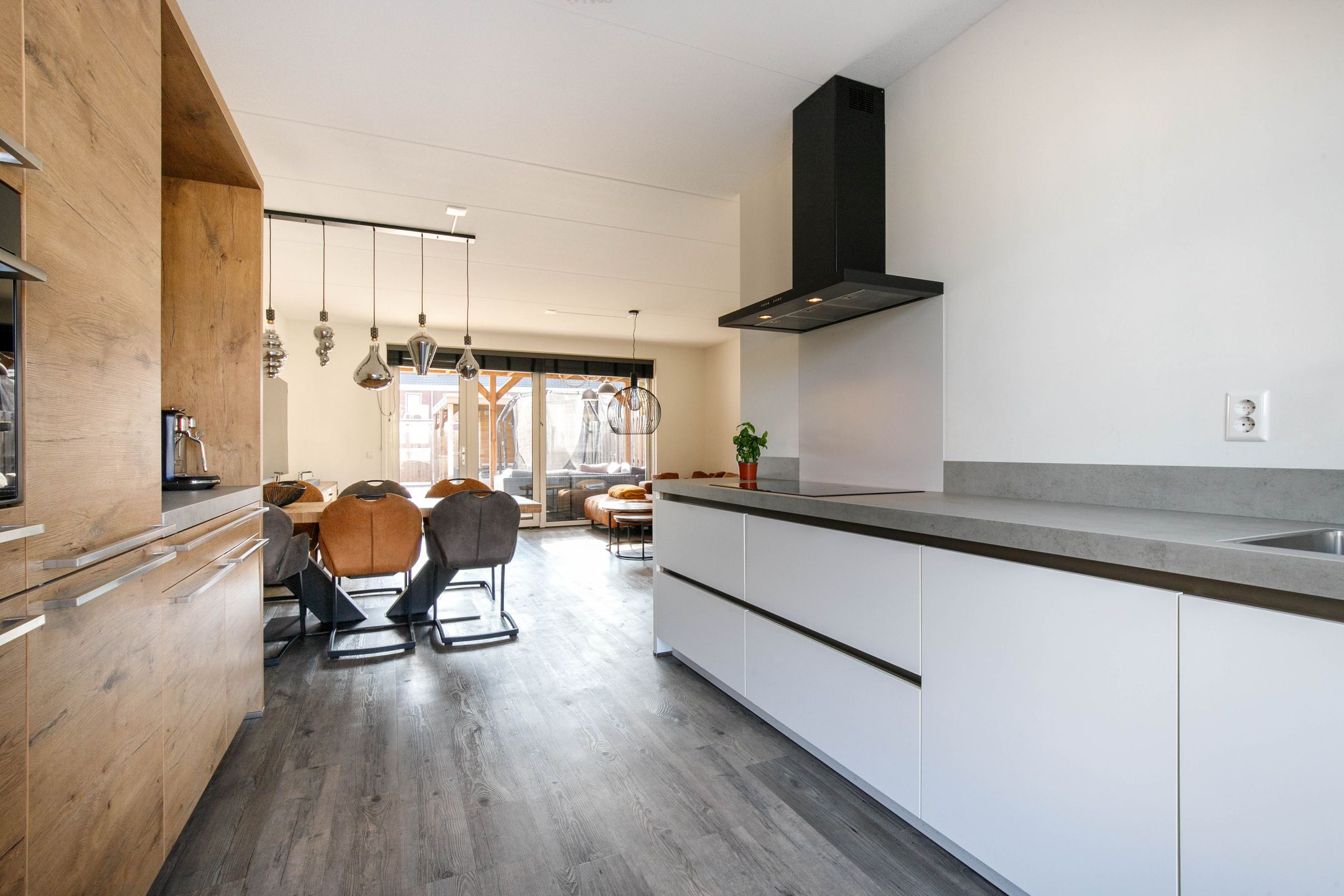 Photo 12 of Koning Willem-Alexanderlaan 170