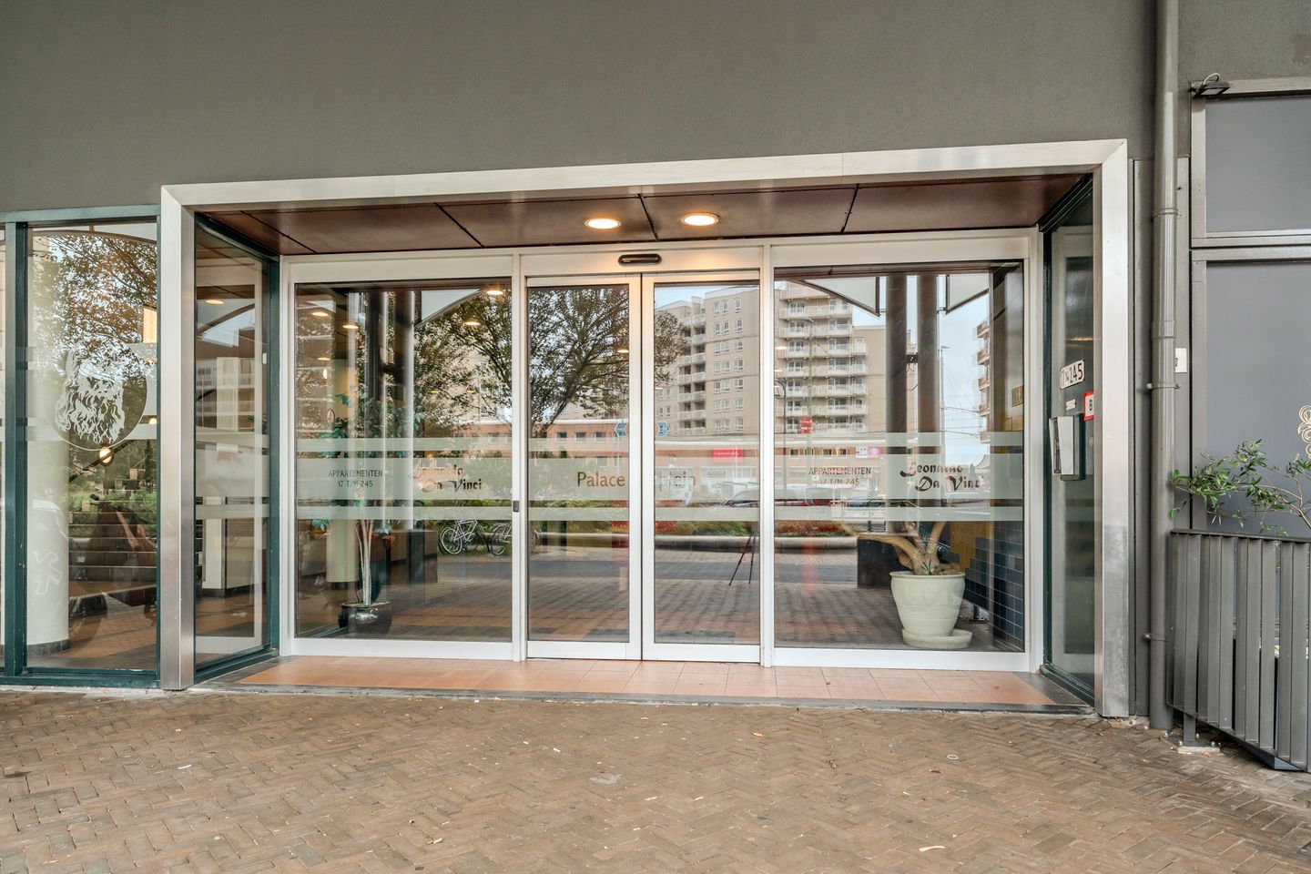 Photo 5 of Palaceplein 230