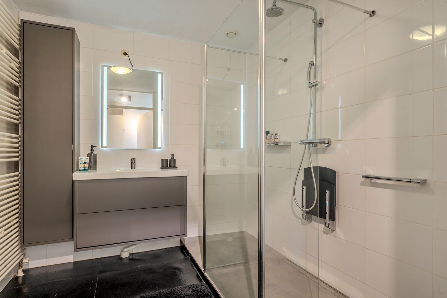 Photo 34 of Palaceplein 230