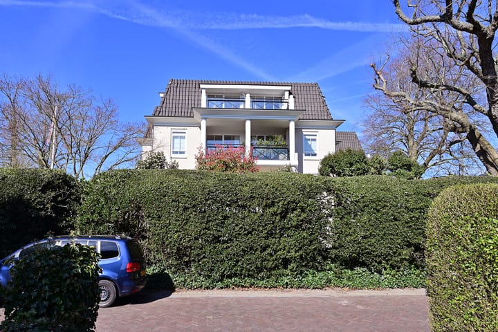 Photo 2 of Wethouder Königlaan 29
