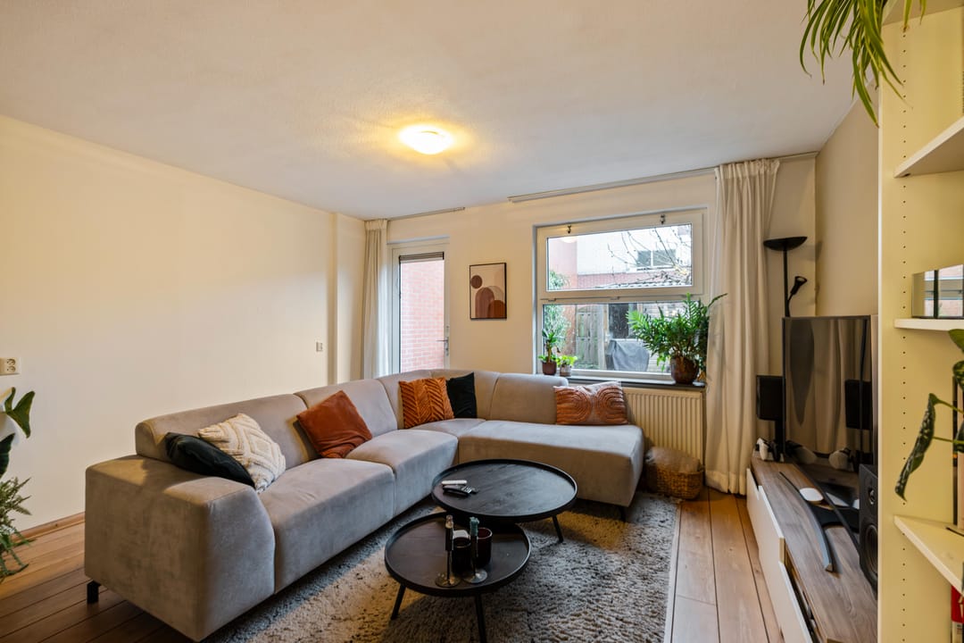 Photo 2 of Arubastraat 22