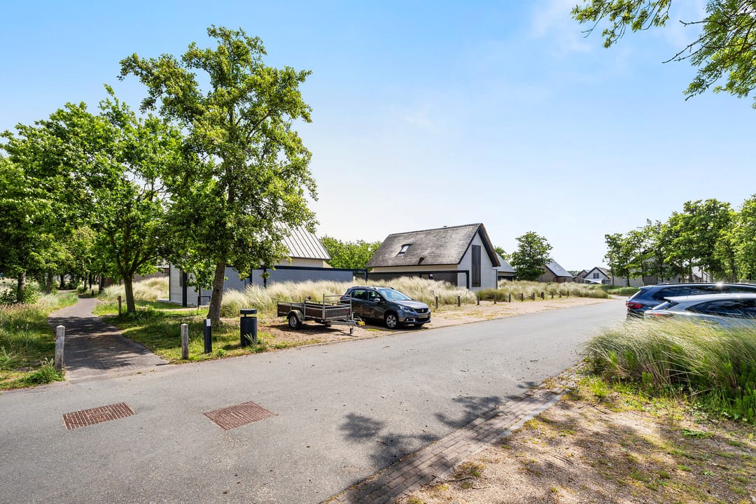 Photo 38 of Ridderstee 226