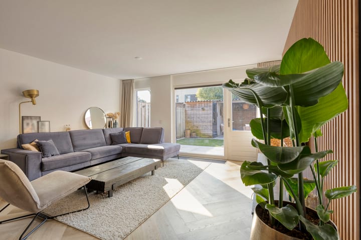 Foto 4 van Westhaag 12