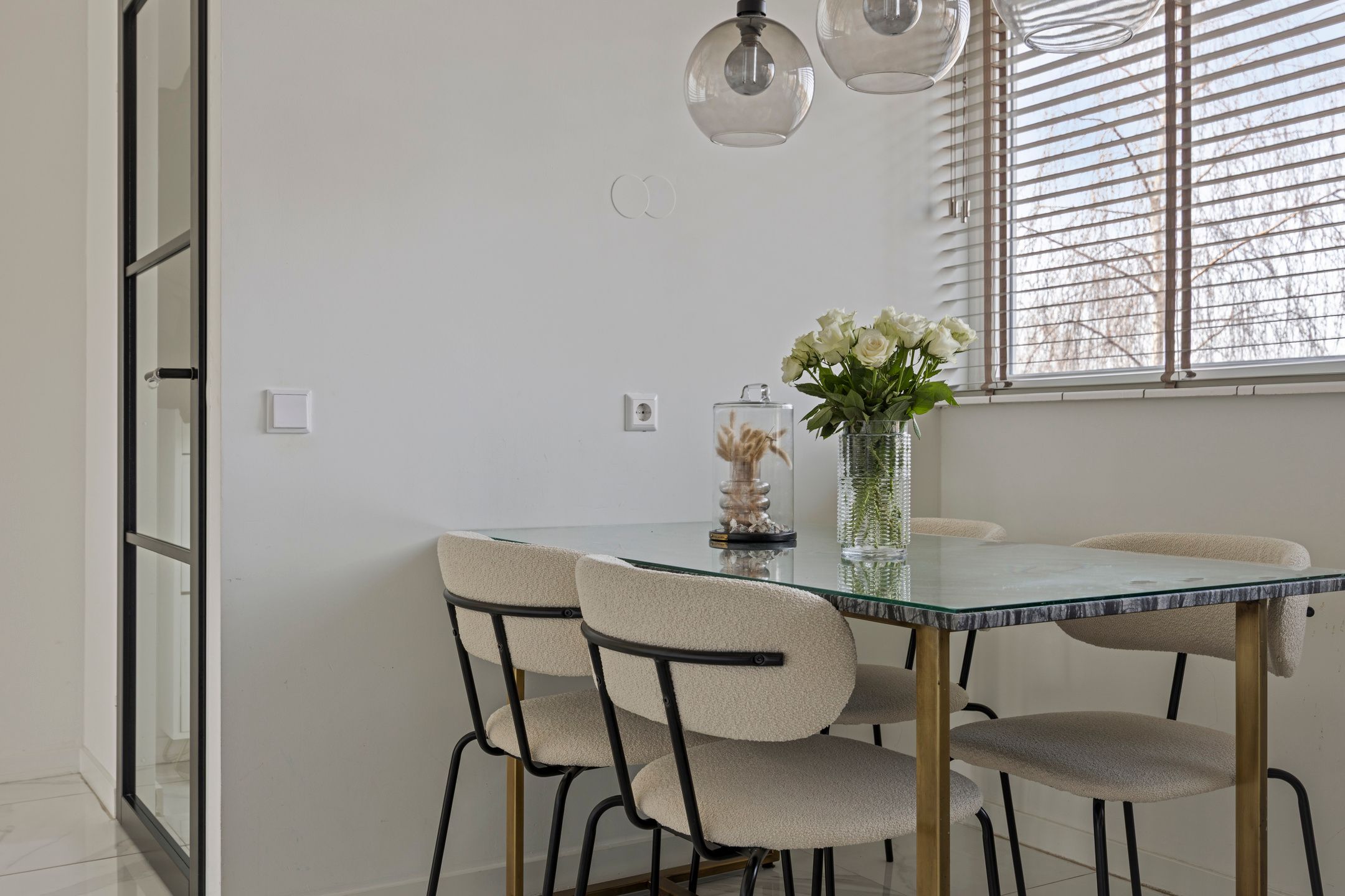 Spacious modern 4-room maisonette with 2 south-facing roof terraces — 13