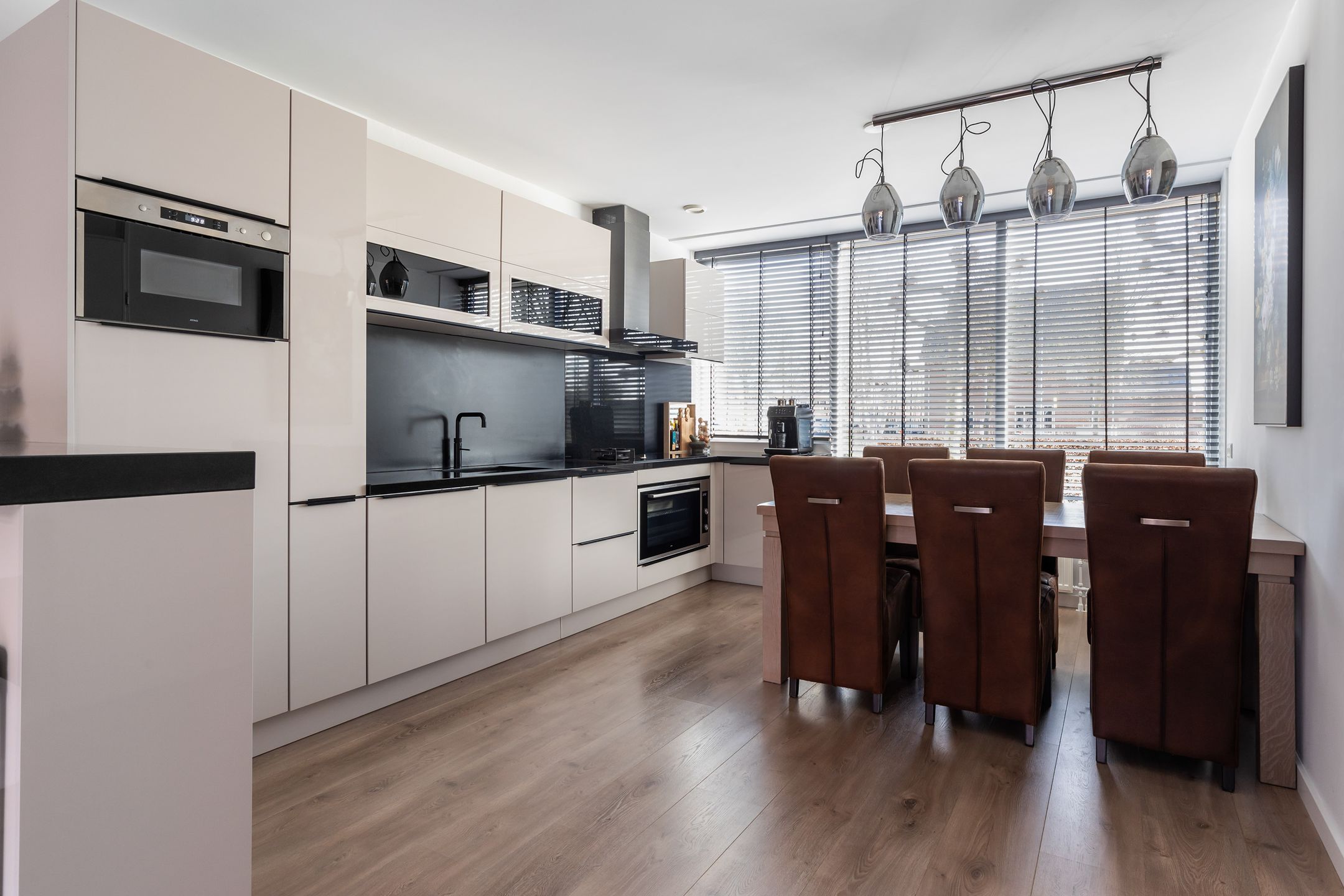 Luxury Move-In Ready Detached Family Home in Osseveld-Oost — 13