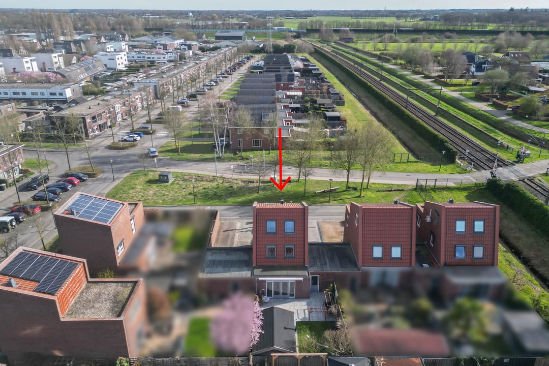 Luxury Move-In Ready Detached Family Home in Osseveld-Oost — 33
