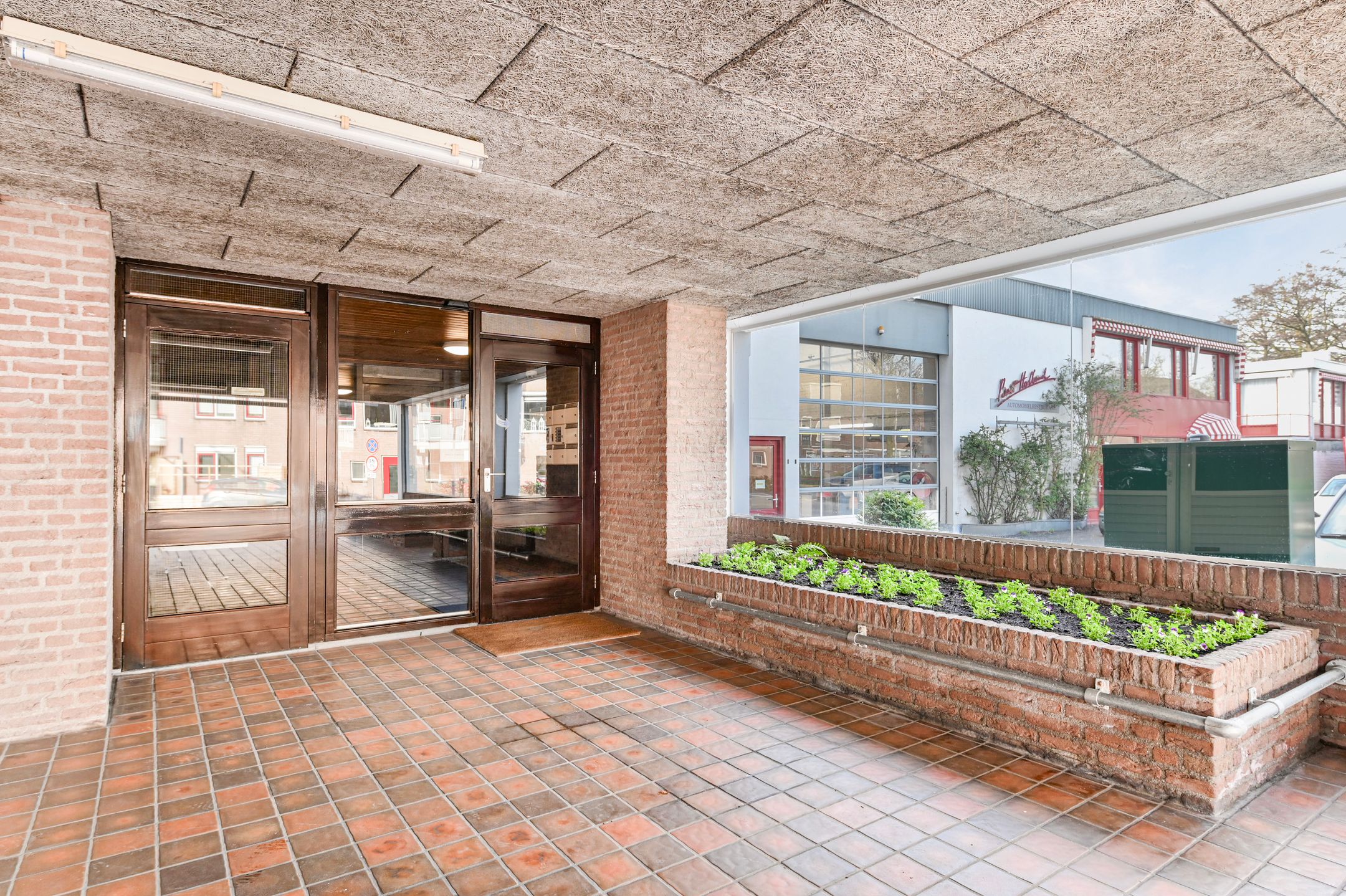 Photo 9 of Plankier 8