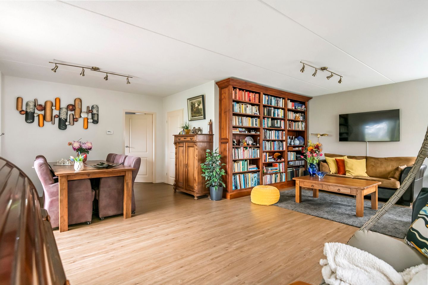 Photo 29 of Kamillekamp 47