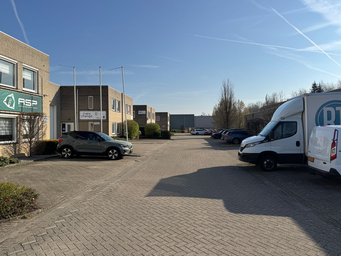 View photo 2 of De Sleutel 3