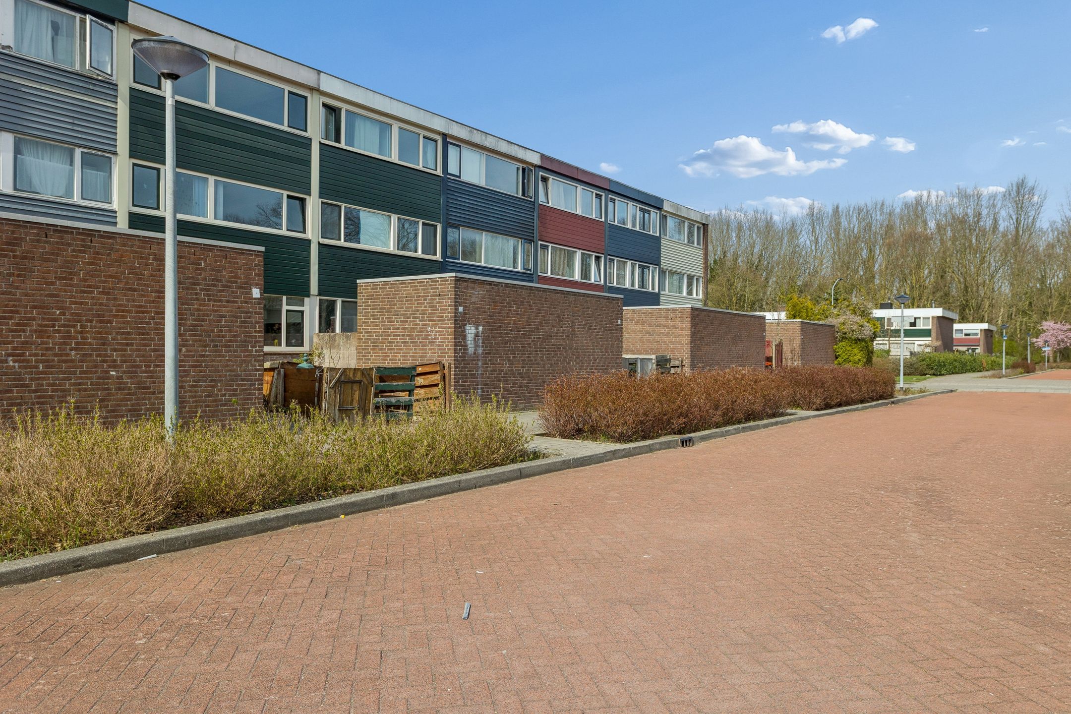Spacious Family Home with Solar Panels and Terrace in Lelystad — 66