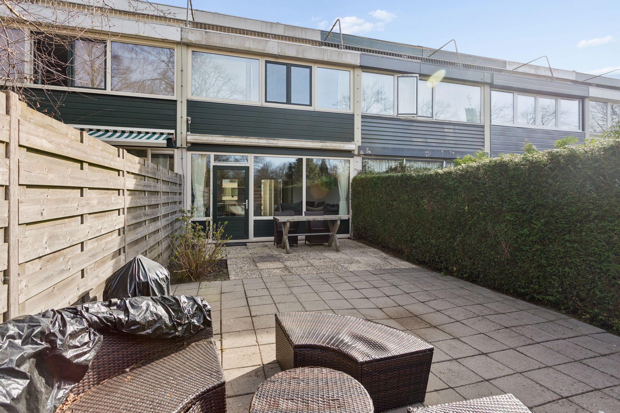 Spacious Family Home with Solar Panels and Terrace in Lelystad — 61