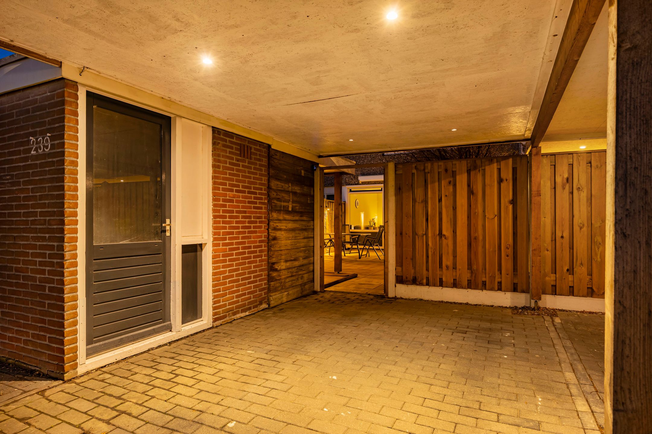 Foto 36 van August Vördingstraat 239