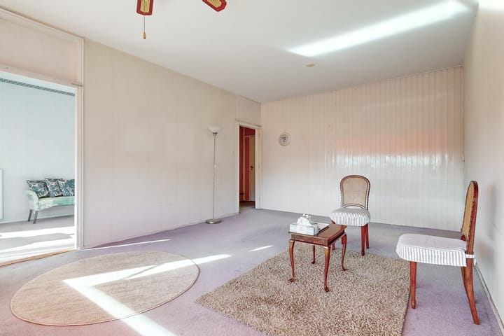 Photo 4 of Meander 295