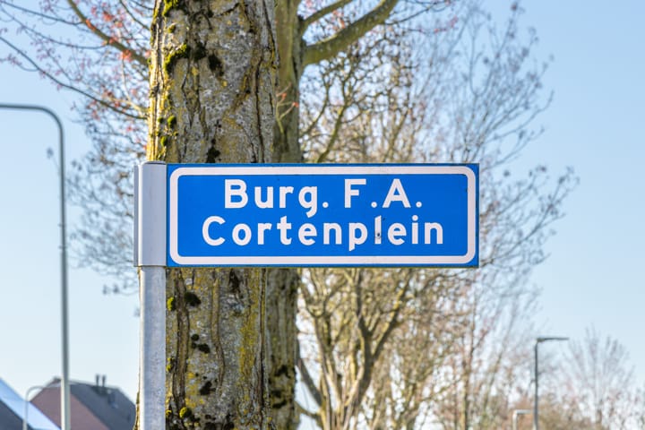 Photo 3 of Burg F.A. Cortenplein 10