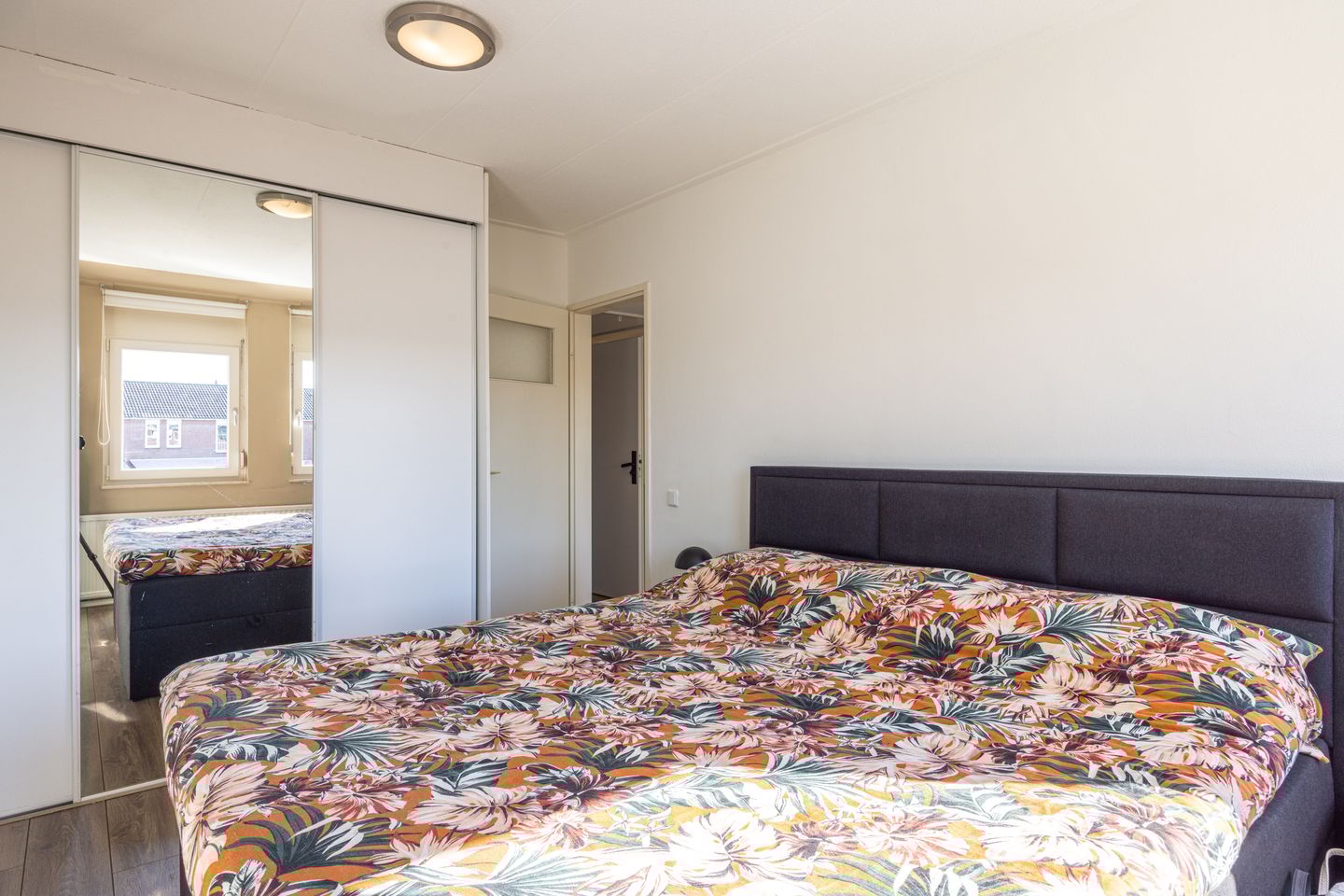 Foto 19 van Burg F.A. Cortenplein 10