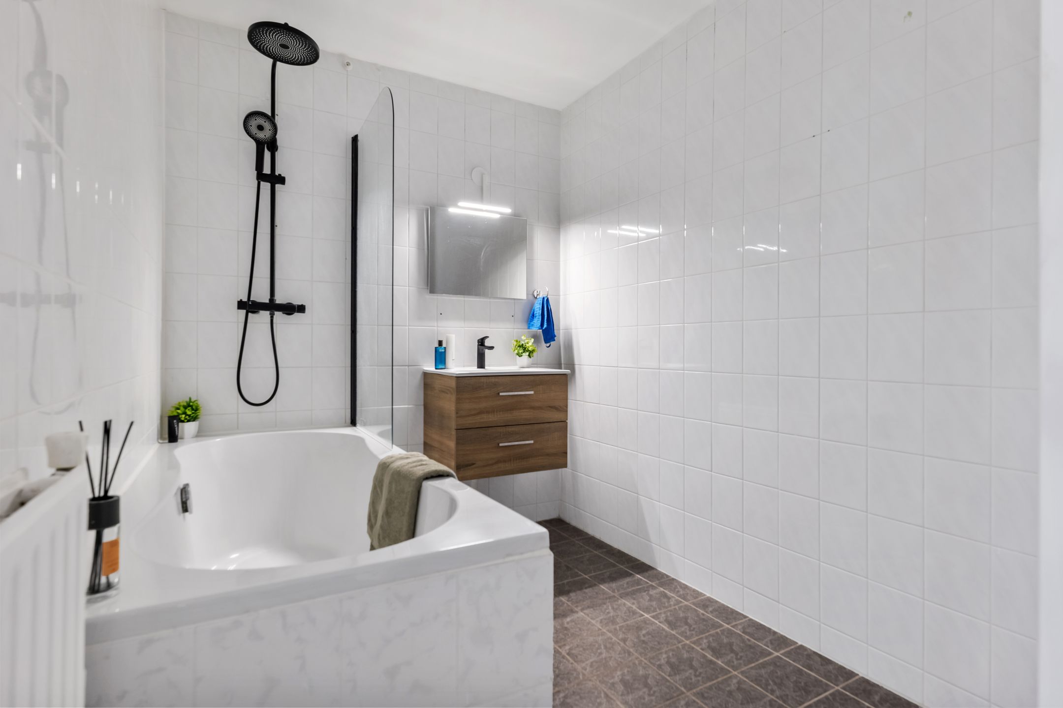 Photo 9 of Azaleastraat 5