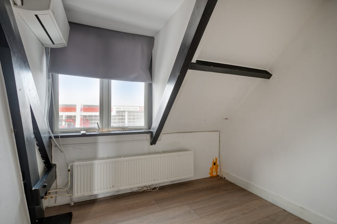 Photo 17 of Straatweg 48