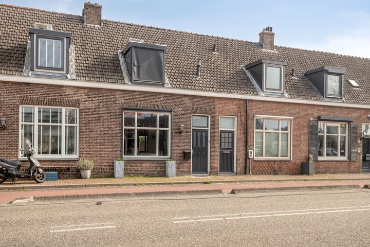 Photo 2 of Straatweg 48