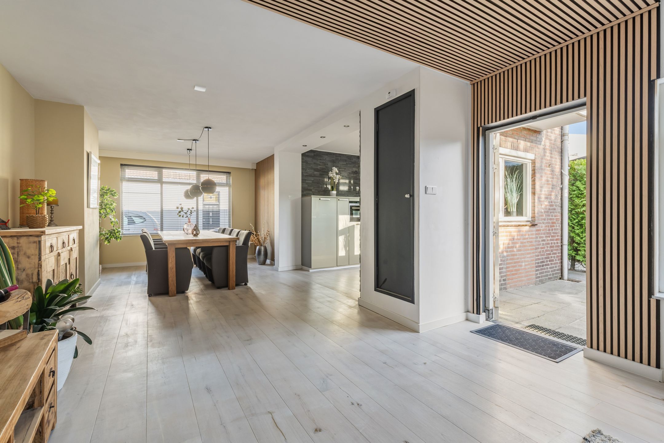 Characterful Corner Home in Charming Ginneken — 30