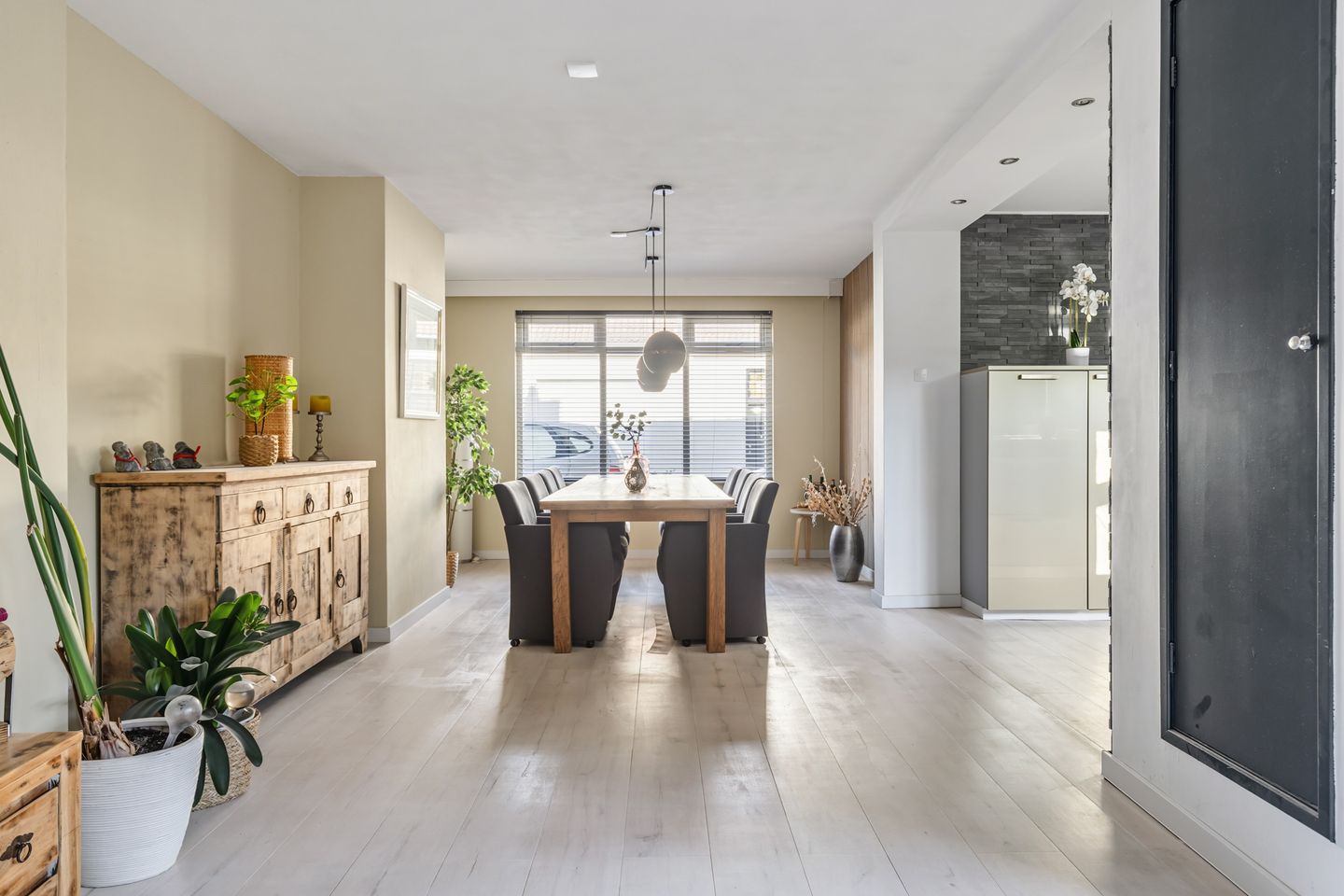 Characterful Corner Home in Charming Ginneken — 31