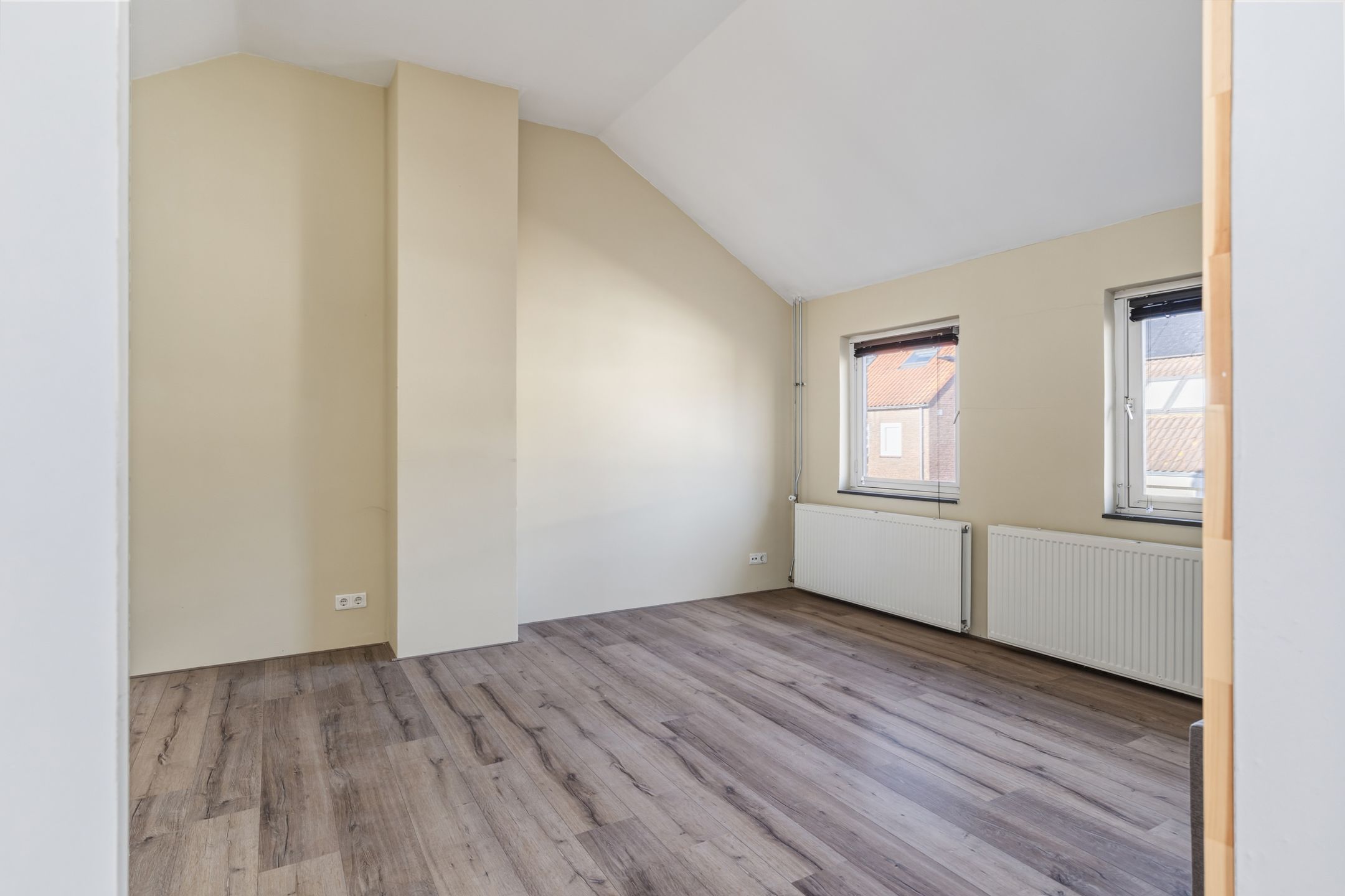 Characterful Corner Home in Charming Ginneken — 36