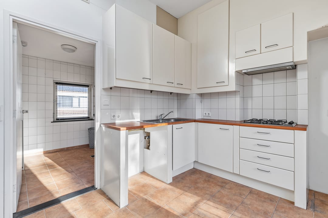Characterful Corner Home in Charming Ginneken — 55