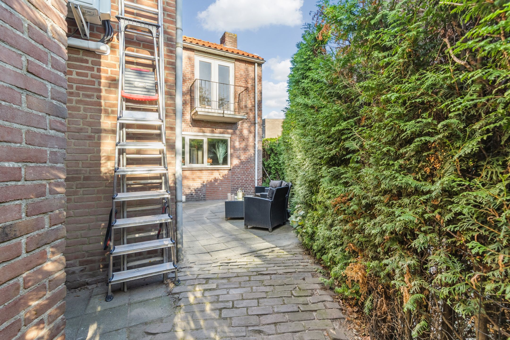 Characterful Corner Home in Charming Ginneken — 72