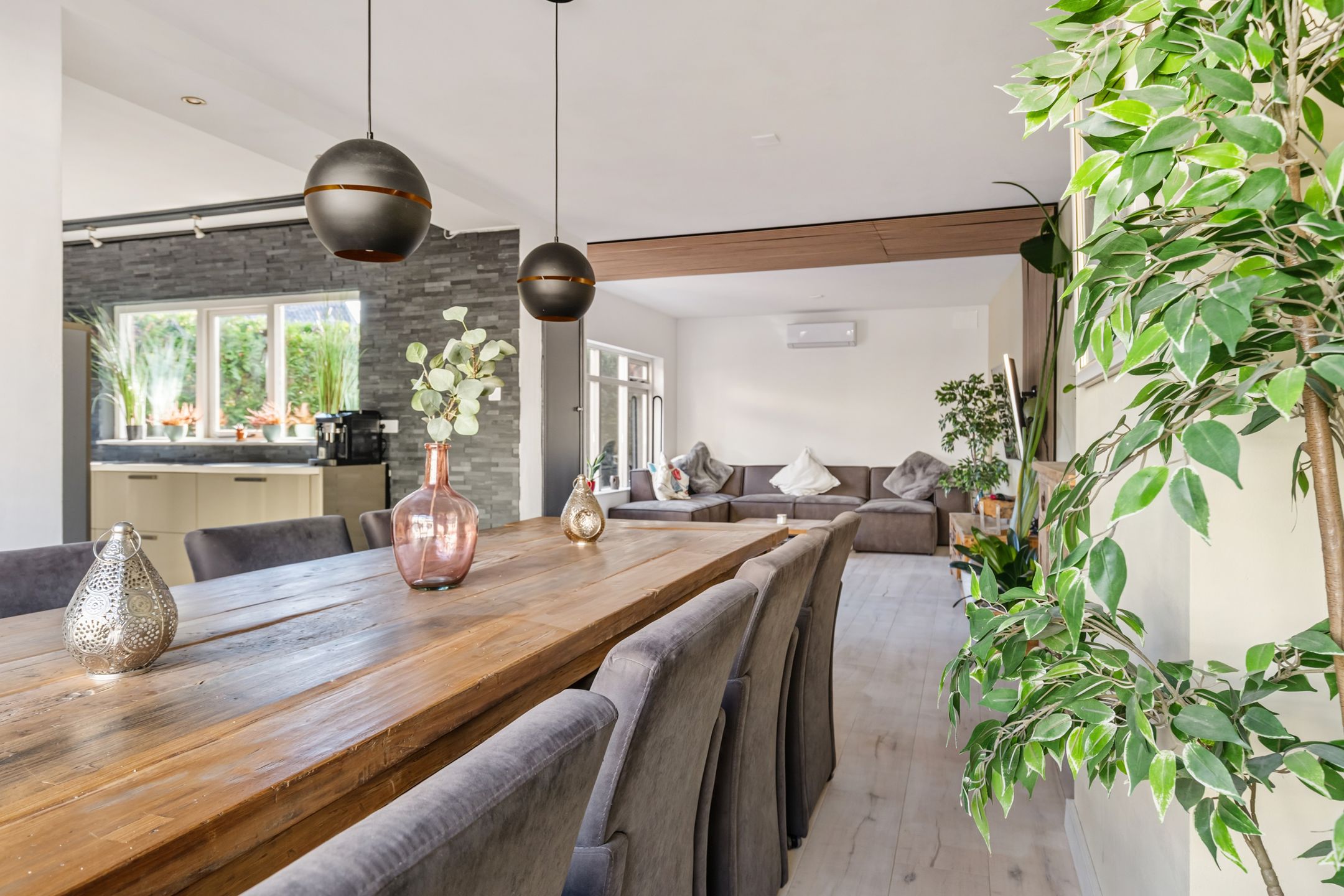 Characterful Corner Home in Charming Ginneken — 24